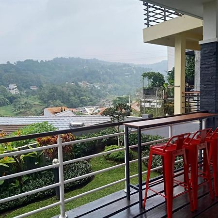 Villa Keluarga Syariah Resor Dago Pakar Bandung - View Bukit Luaran gambar