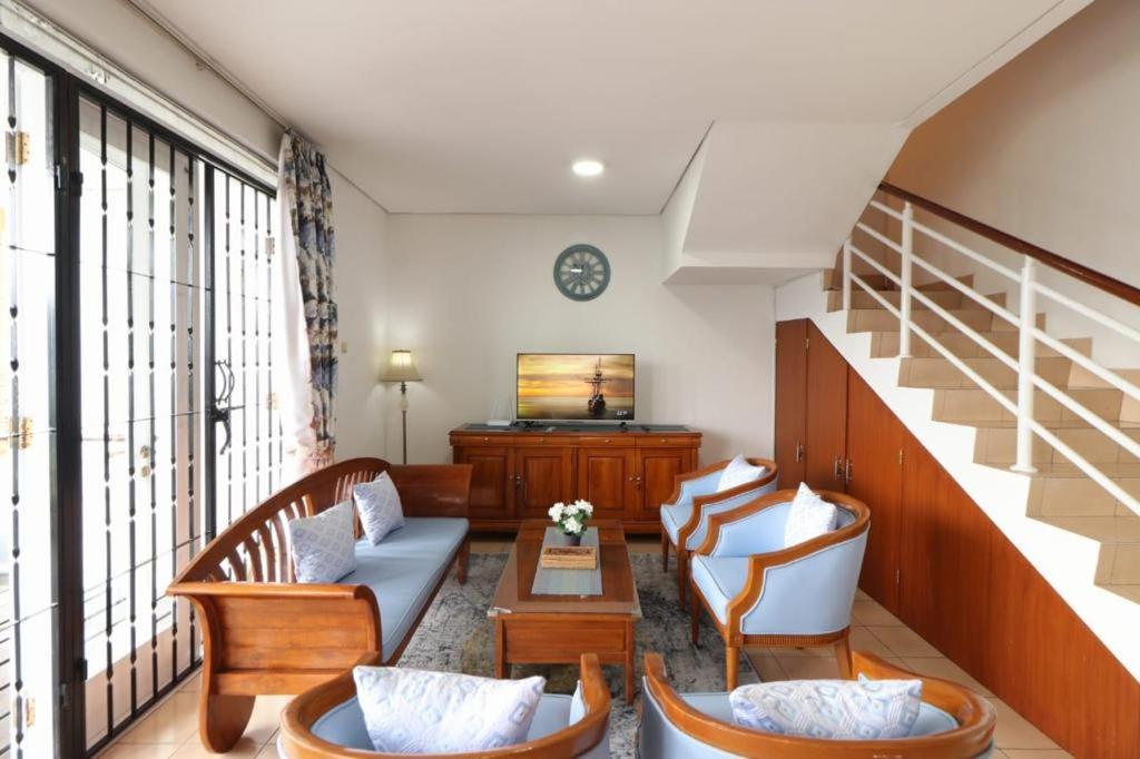 Villa Keluarga Syariah Resor Dago Pakar Bandung - View Bukit Luaran gambar