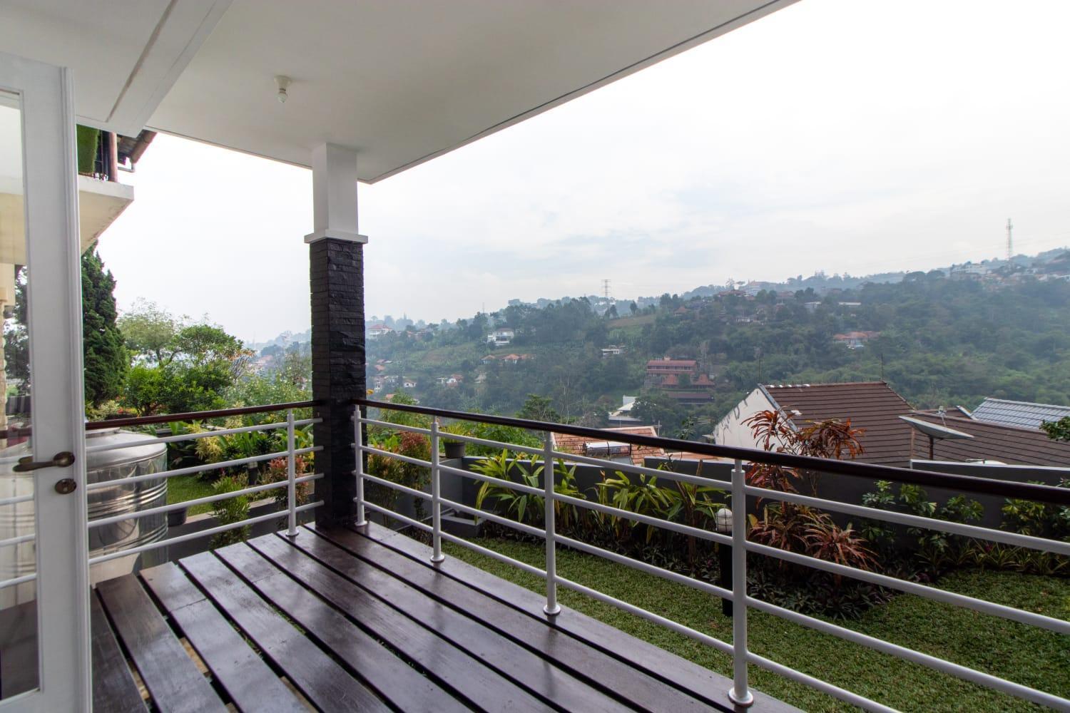 Villa Keluarga Syariah Resor Dago Pakar Bandung - View Bukit Luaran gambar
